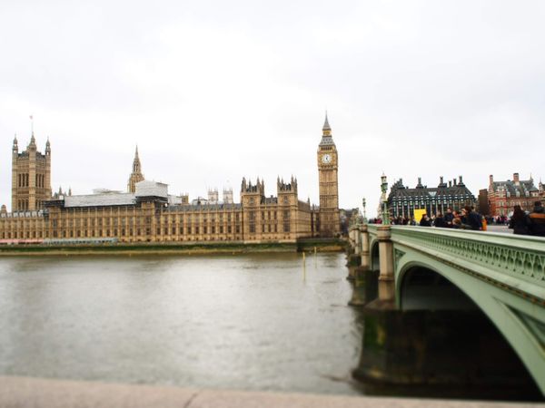 イギリス(英国)・ロンドン「in London」の写真：ホームズさんの下宿で階段の数を声に出して...