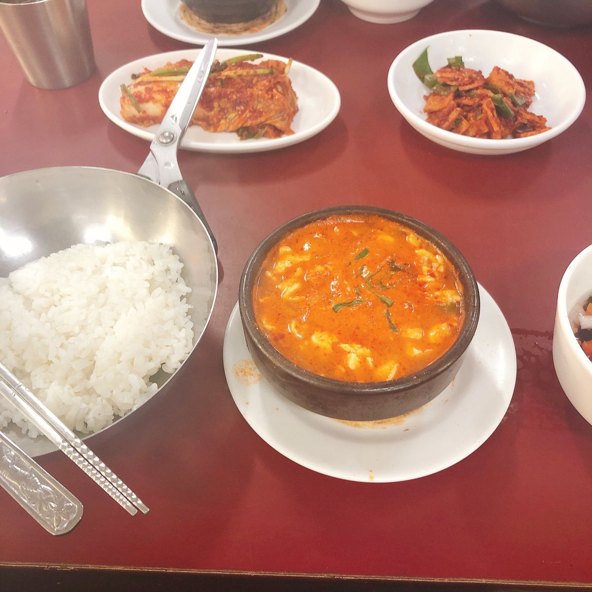 📍南浦洞周辺
アピーチカフェ可愛かったしこのみかんのドリンク美味しかった🤍...