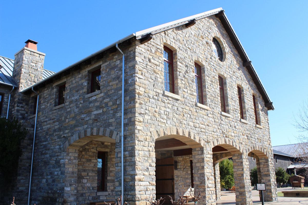 @Silver Oak

2軒目はお気に入りのSilver Oak🍷
ここ...