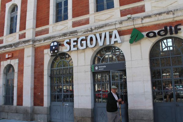 スペイン・マドリード「2014：ESMO@Madrid」の写真：@Segovia①

学会のRegist...