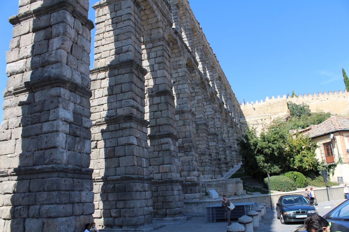 @Segovia②
  
セゴビアは旧市街と写真にある水道橋が世界遺産に登...