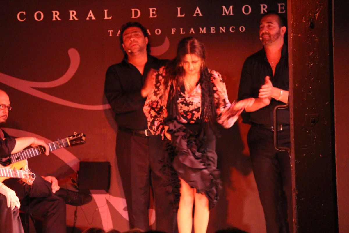 @Corral de la Moreria②

情熱的なステージであっとい...