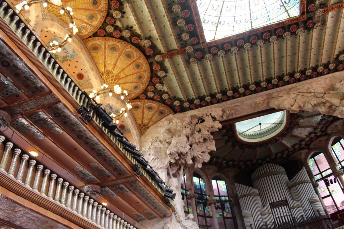 @Palau de la Musica Catalana②

内部装飾は息...