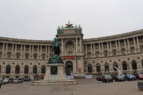 オーストリア・ウィーン「2015：ESMO@Vienna」の写真：@Hofburg

ホーフブルク宮殿は1...