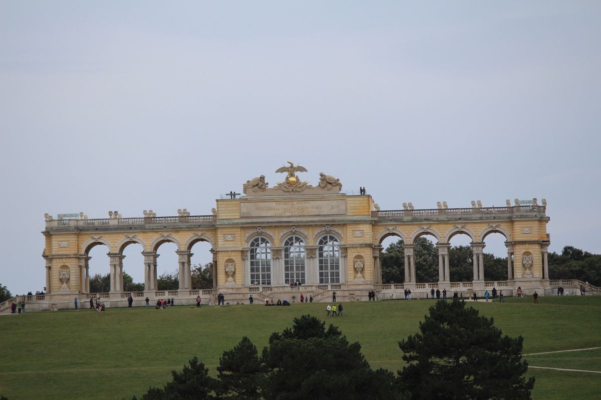 @Schloss Schonbrunn

2回目のシェーンブルン宮殿😊
3...