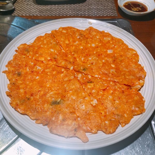 大韓民国 (韓国)・ソウル「笑いまくったソウル旅行🇰🇷🌕」の写真：📍明洞周辺
どうしてもキムチチヂミが食べ...