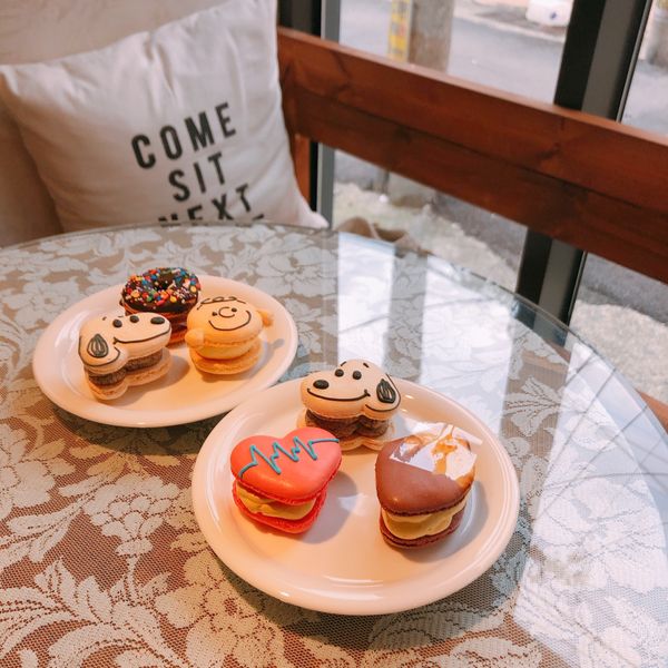 大韓民国 (韓国)・西面「6日間一緒にいた船旅釜山旅行🇰🇷🚢」の写真：📍西面周辺、海雲台
可愛いマカロン屋さん...