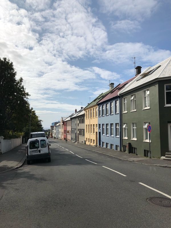 アイスランド・レイキャビク「アイスランド留学」の写真：レイキャビク町並み