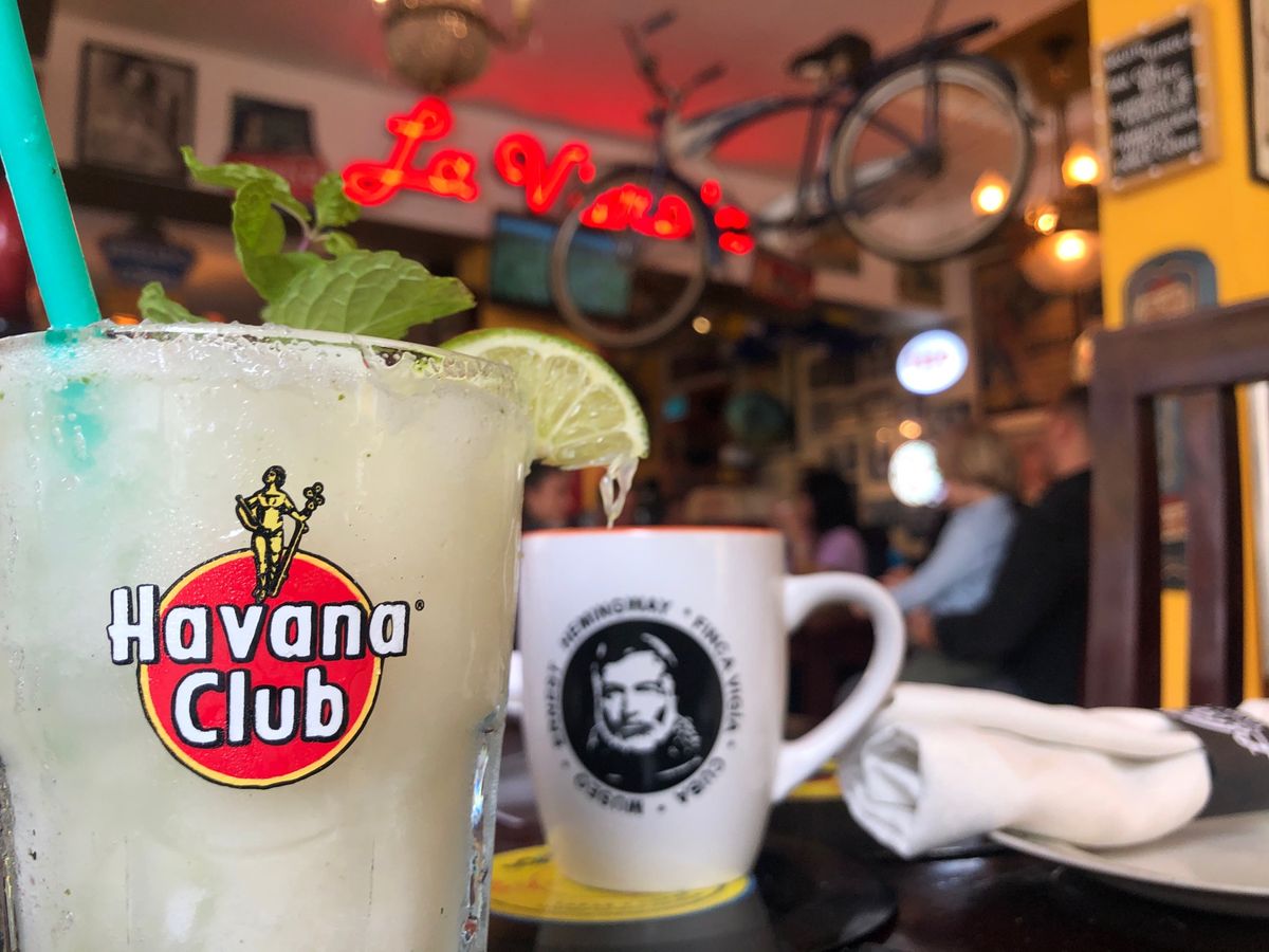 La Votrola（お気に入りレストラン）&街中の音楽