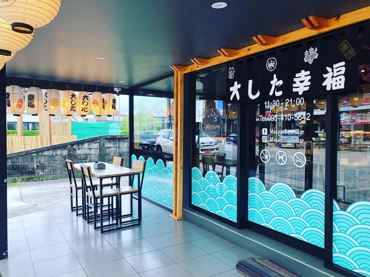 ラノーンの温泉はとっても良かった。みんな水着で入って、あったまったら外に岩...