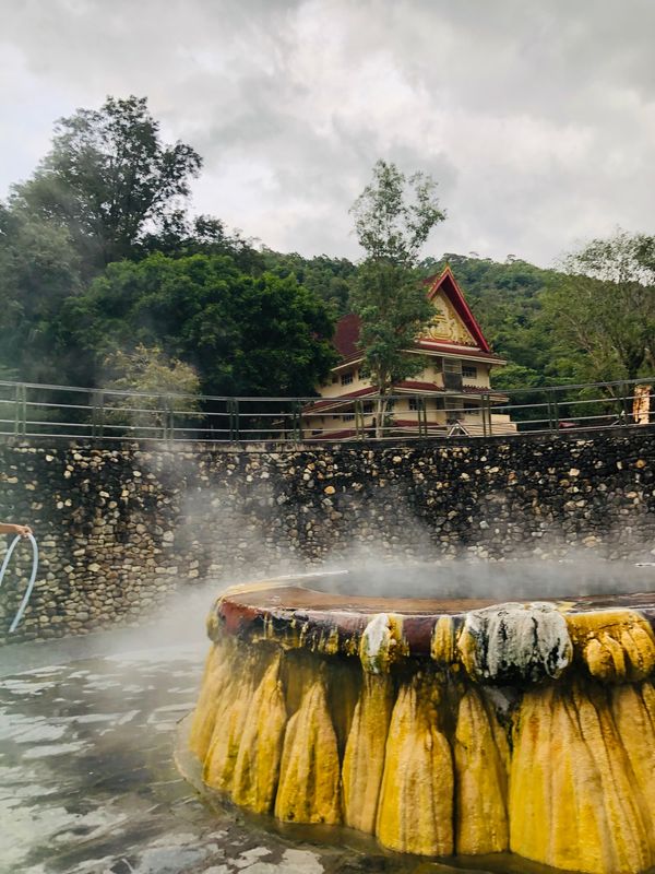 タイ・ラノーン「Ranong」の写真：ラノーンの温泉はとっても良かった。みんな...