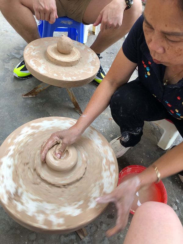 ベトナム・ハノイ「Ha Noi」の写真：陶芸をした。うまく見本みたいに作らずに個...