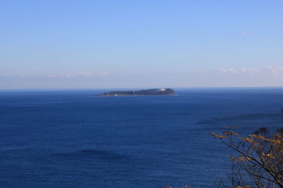 伊豆旅行最終日になります！

1枚目→三島スカイウォーク
2枚目→泊まった...