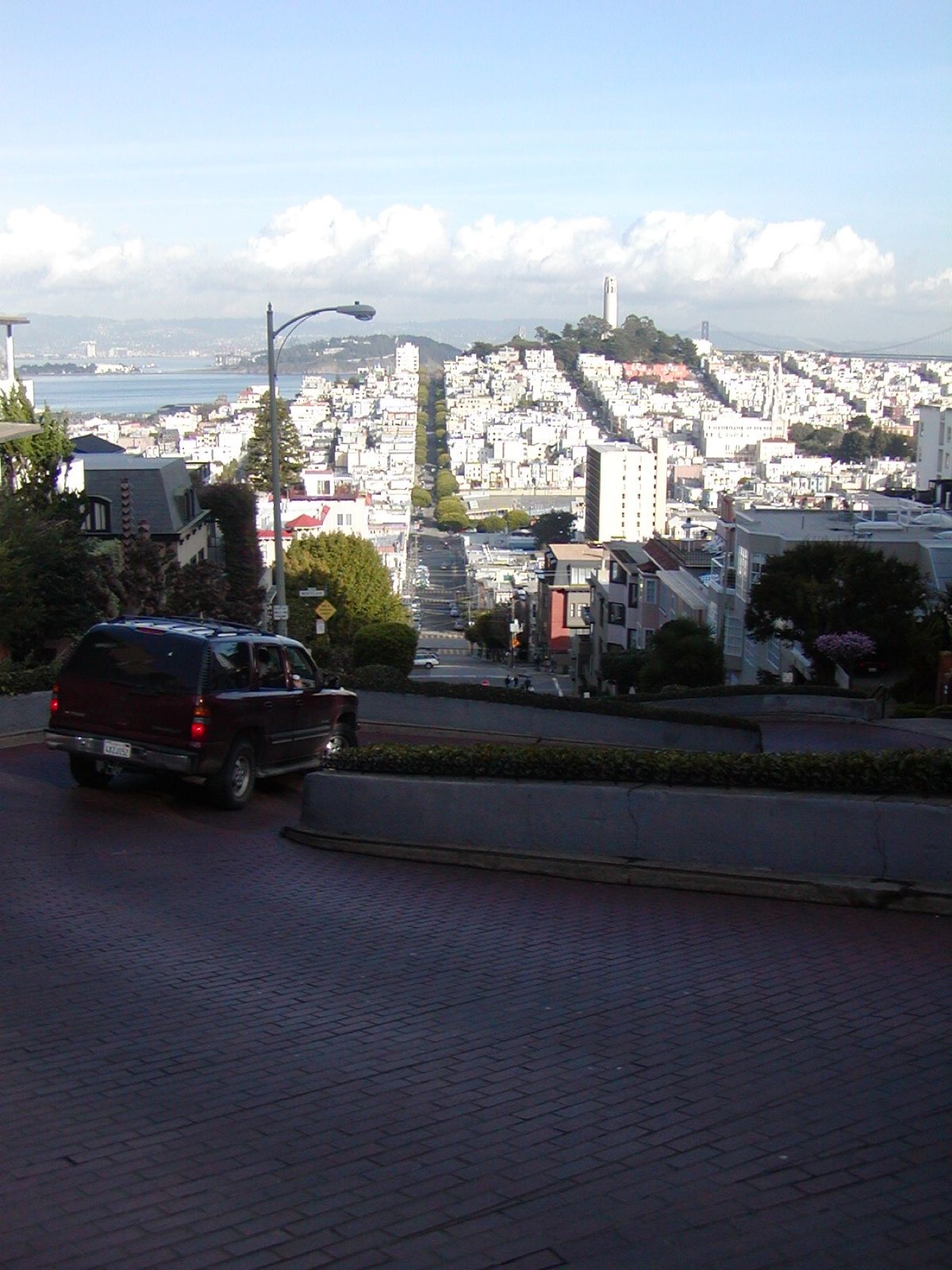 Lombard Street。こちらも徒歩で上りました🚶‍♂️