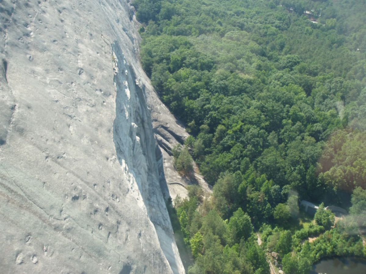 @Stone Mountain, Part 2
この山はロープウェイ🚡で山...