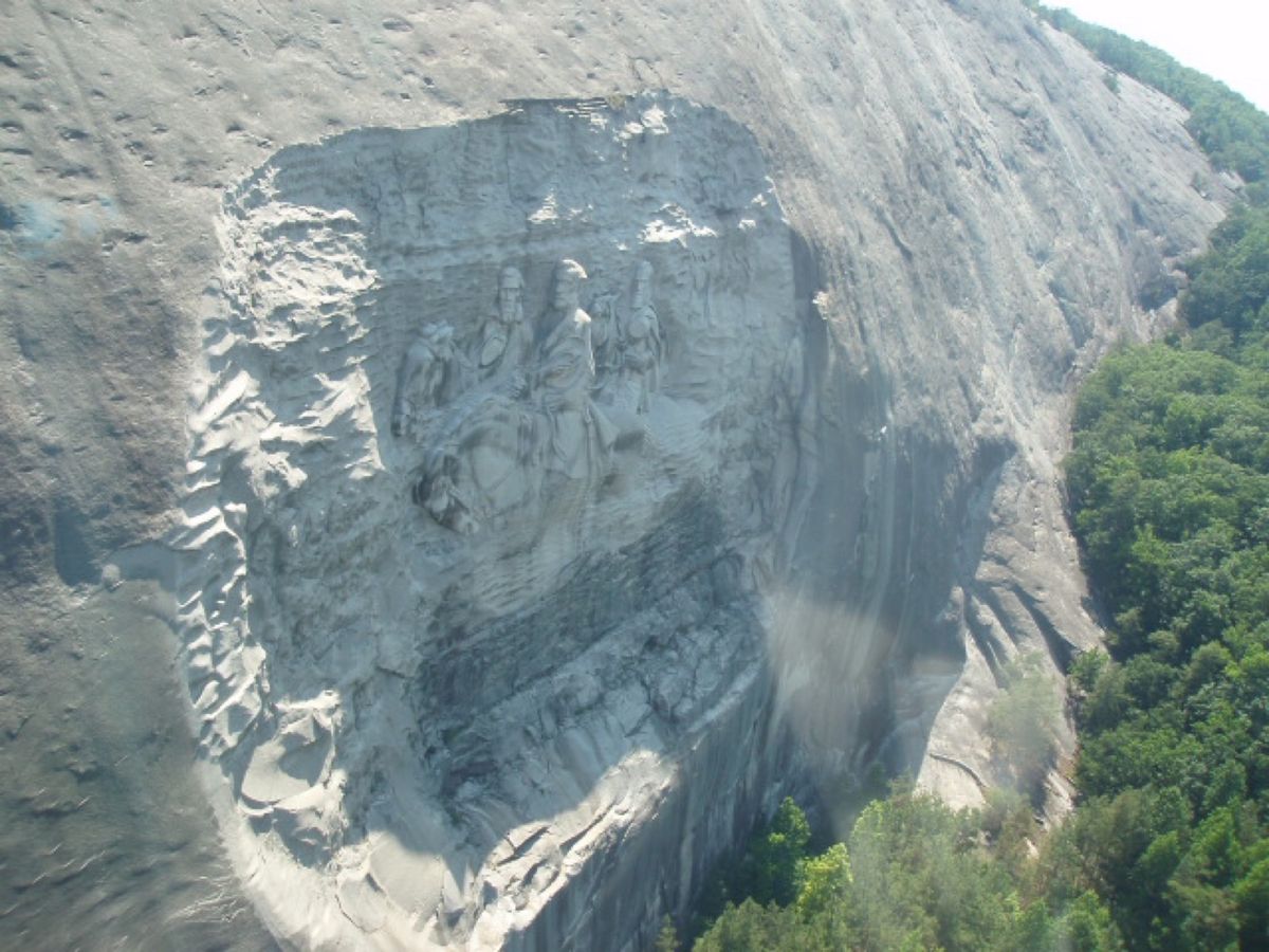 @Stone Mountain, Part 2
この山はロープウェイ🚡で山...