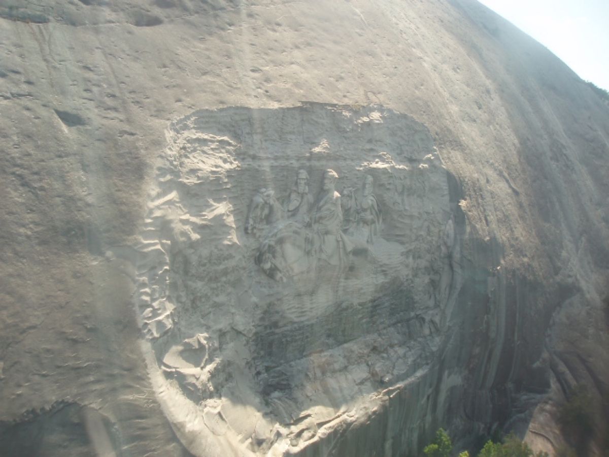 @Stone Mountain, Part 2
この山はロープウェイ🚡で山...