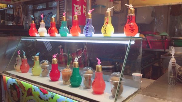大韓民国 (韓国)「Busan, South Korea」の写真：These cute bottles :)