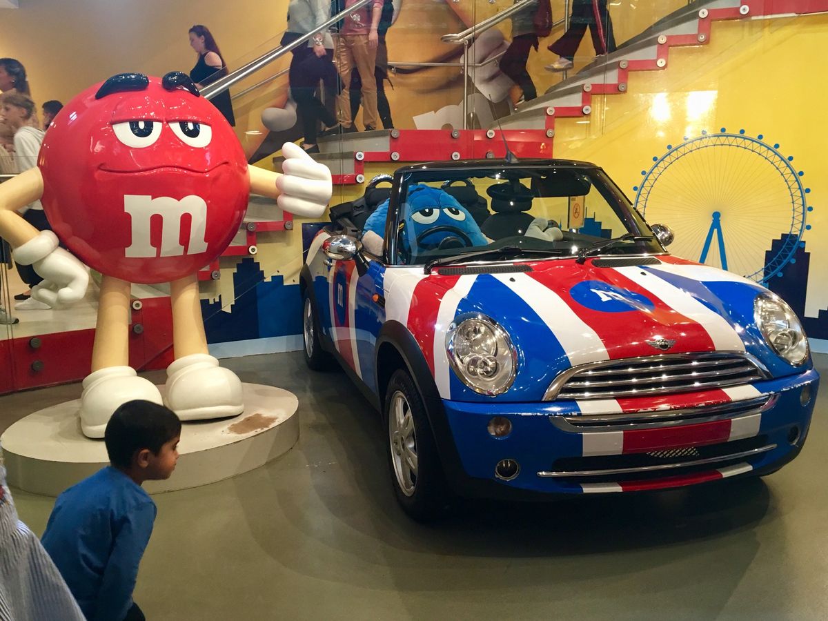 M&M’s in london😻🤍