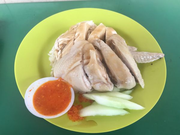 マレーシア・クアラルンプール「2ヵ国横断！憧れのホテルへ(°▽°)🇲🇾→🇸🇬」の写真：チキンライス