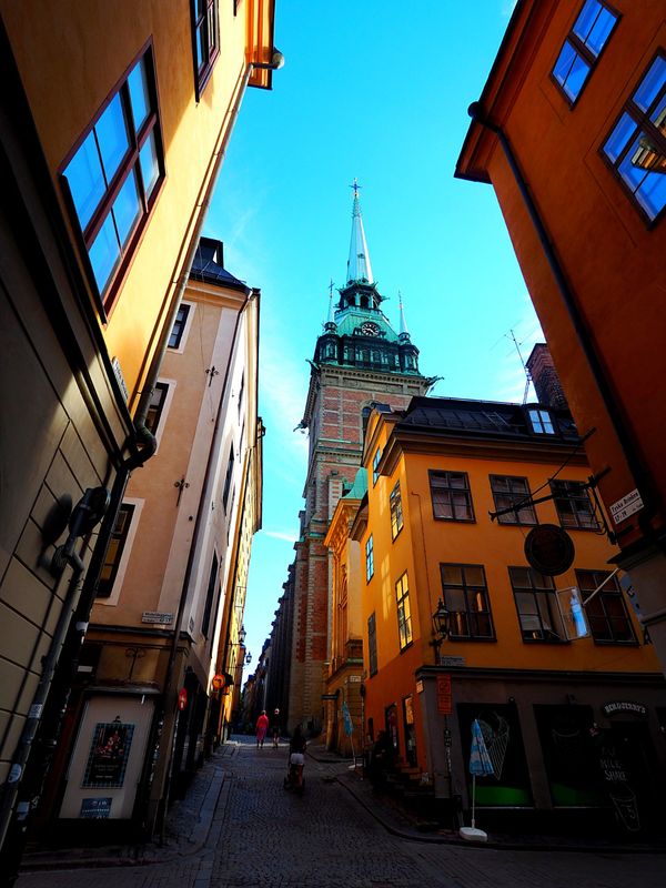 スウェーデン・ストックホルム「スウェーデン ストックホルムでショッピングと街歩きを」の写真：ストックホルムの街歩き
沈みゆく夕日はも...