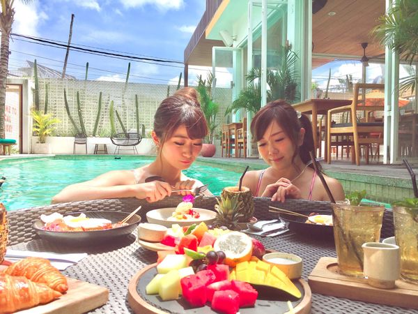 インドネシア・バリ「バリ」の写真：プールが 意外と 深いの🥺(笑)