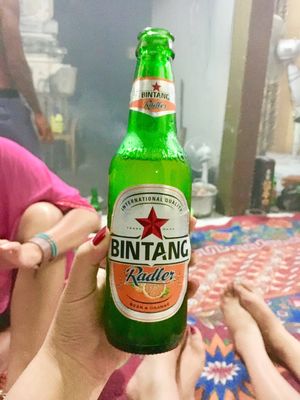 ビンタンビール🍻みんなで乾杯〜