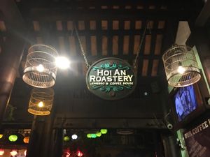 ホイアンで休憩に寄ったカフェ☕️
初めてエッグコーヒーってやつを頼んだんだ...
