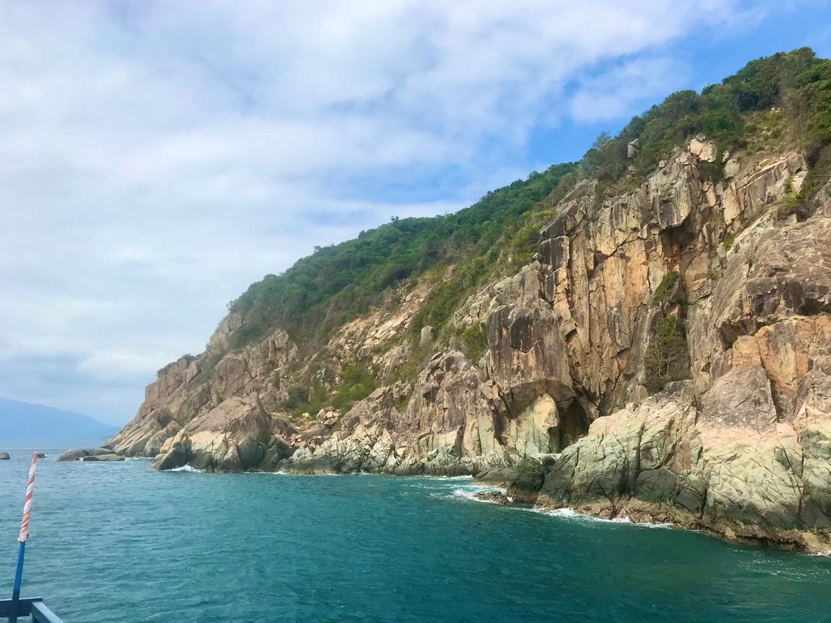 ニャチャンダイビング　1日目
Rainbow diversというショップを...