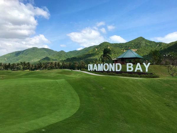 ベトナム・フエ「ベトナムニャチャン 旧正月休暇にゴルファー+ダイバー+バックパッカーになる旅」の写真:Diamond Bay Resort &...