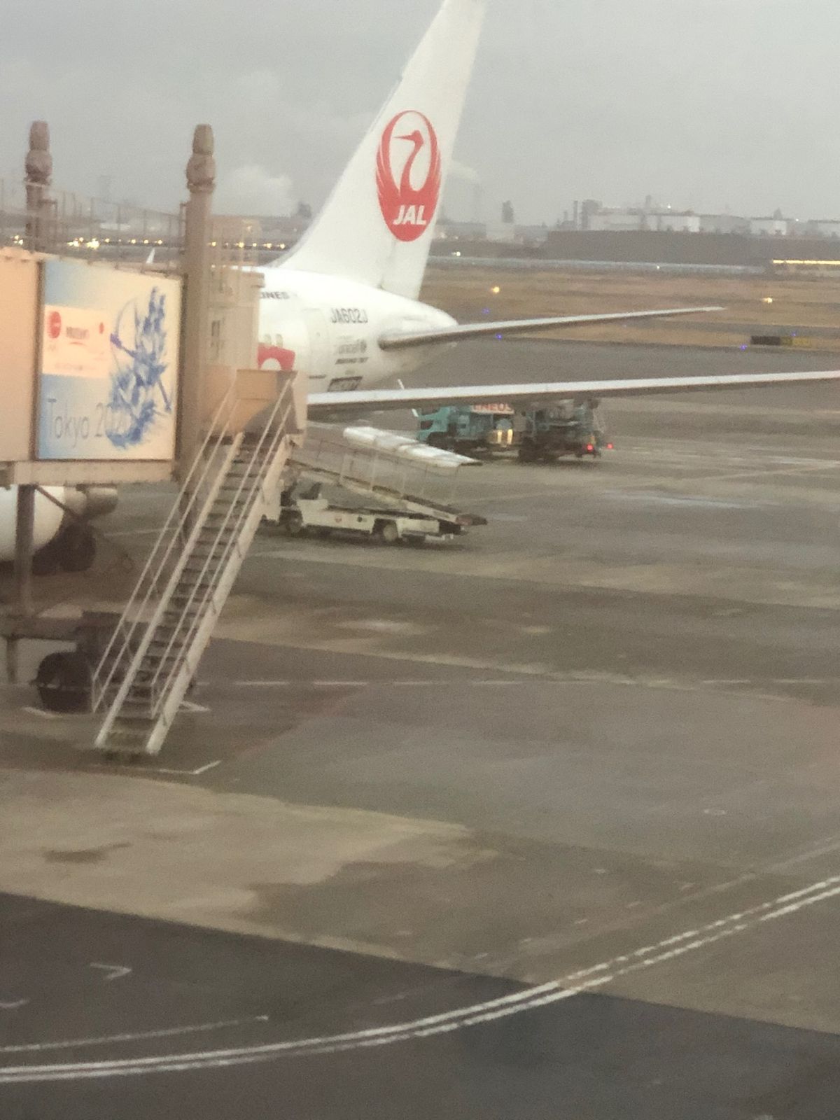 ミッキージャンボでした😆

ヒレカツと天むす
スープでいただきます😆