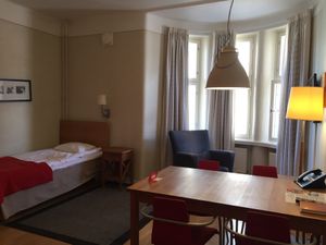 宿泊したアパートメントホテル。
築年数は古そうだけどレトロでいい感じでした！