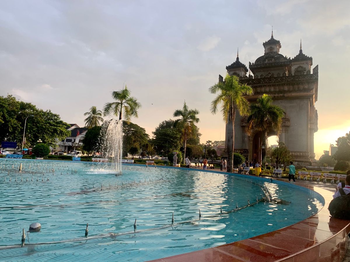 〜ヴィエンチャン〜
ここが首都か、と驚くほど長閑で静かな街。特別なにかがあ...