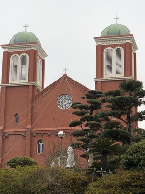 大浦天主堂の荘厳さに圧倒されました😊
その後ちゃんぽん発祥のお店
四海楼に...