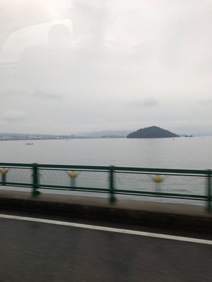 空港ラウンジでクロワッサン
機上では地雷やの天むすの
朝食ゴールデンコース😁