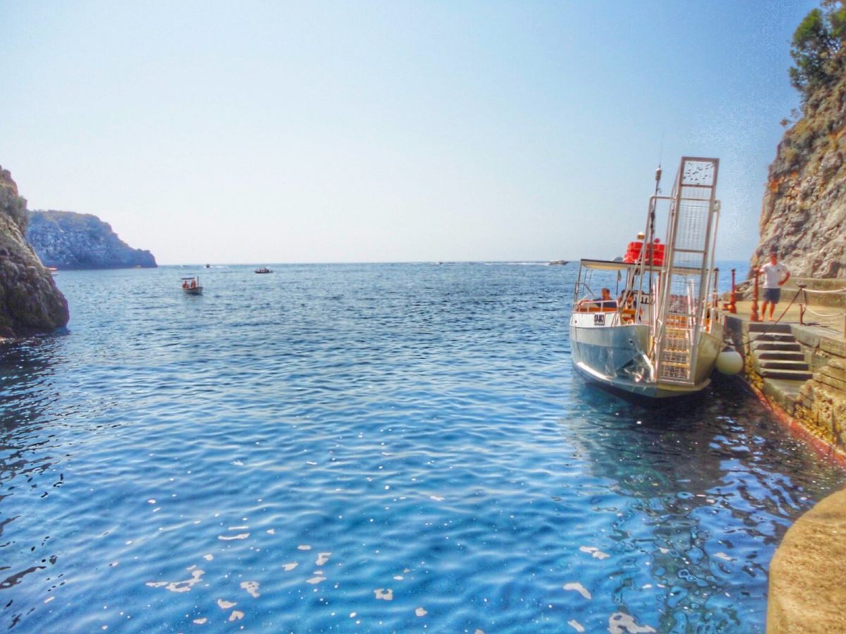 21st Jul. 2013 pic📷

Grotta dello Sme...