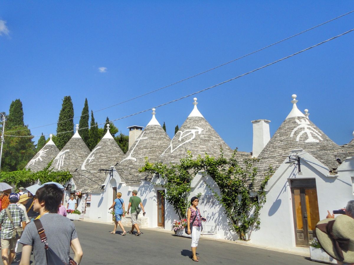19th Jul. 2013 pic📷

in alberobello🌹
...