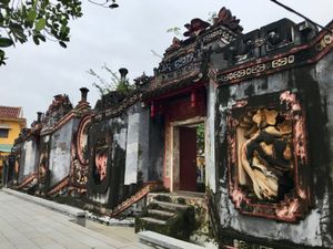 ホイアン街歩き
ホイアンはベトナム有数の観光地だけど、コロナの影響で観光客...
