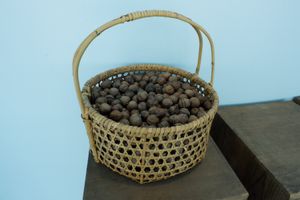 ひさびさ農舞台。

カフェでは雪見御膳とぜんざいを。
御膳は地元で昔から使...