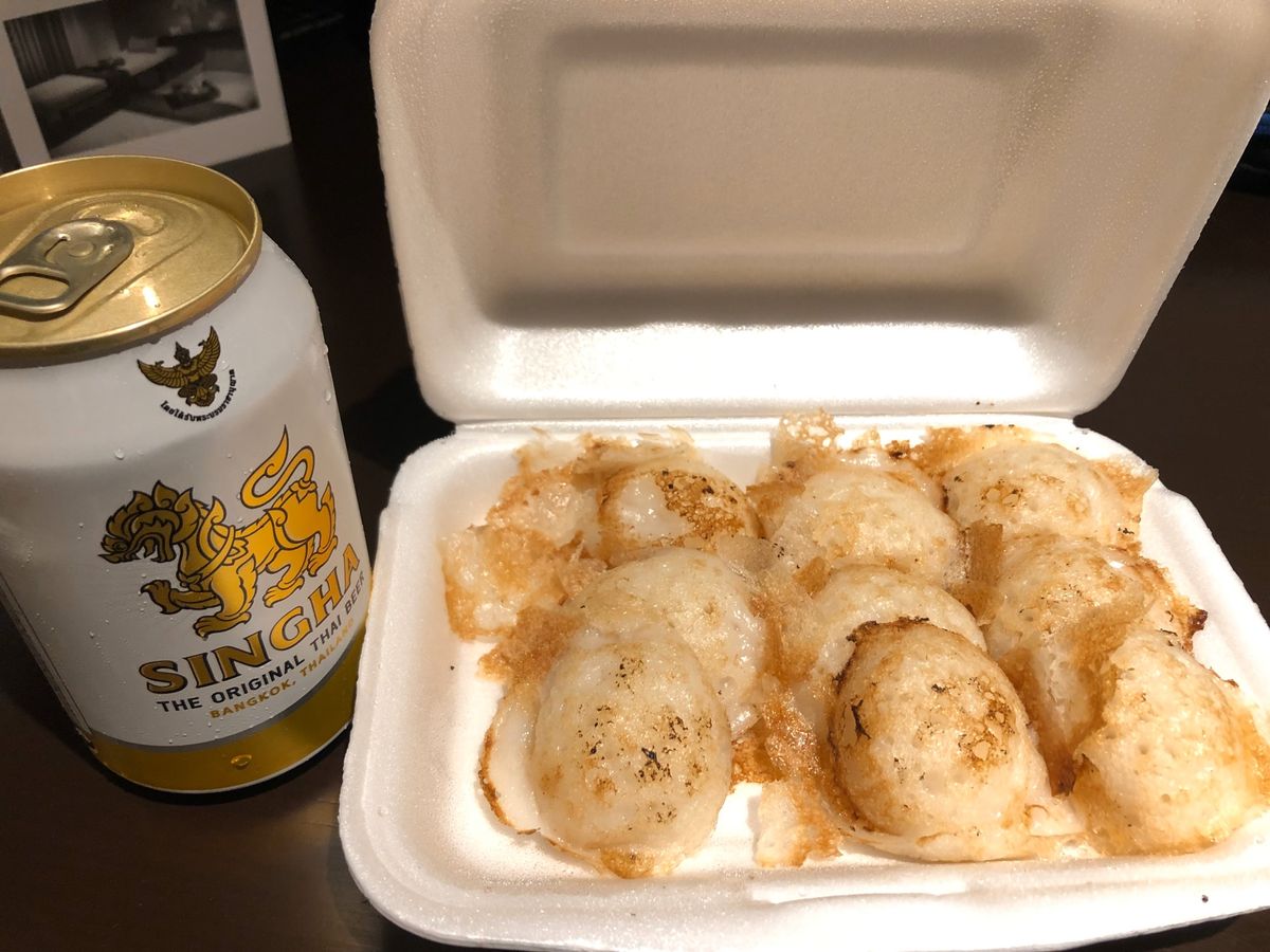 ピンクのガネーシャからのワットパクナム。
ランチはピンクのカオマンガイ。
...