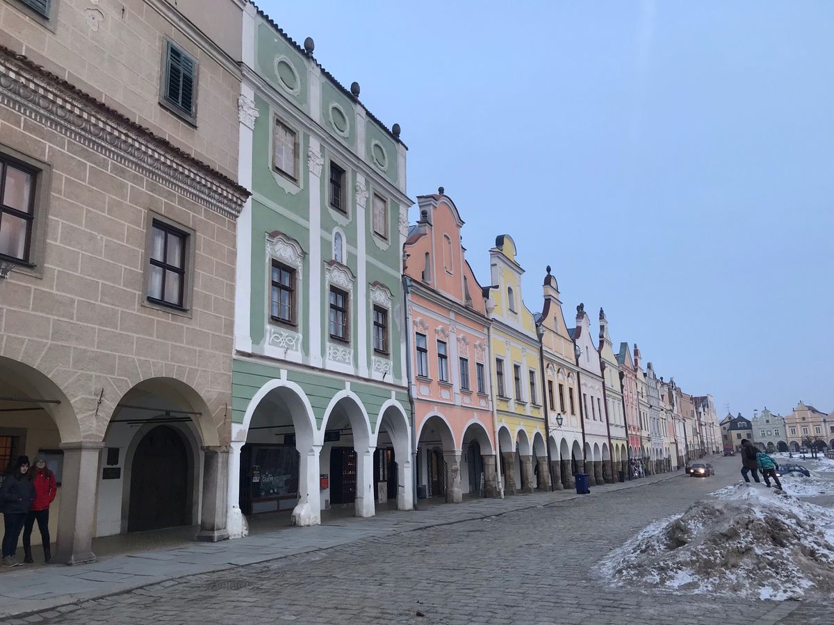 チェコ🇨🇿
テルチ

ここに着いたらまぁ寒くて寒くて、、
でもおときばなし...
