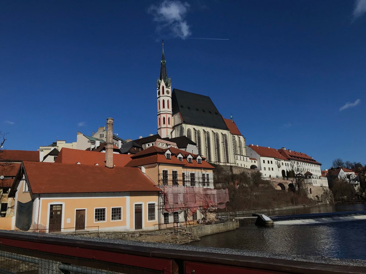 チェコ🇨🇿
チェスキー・クロムロフ城

これまたとってもかわいいお城でした💓