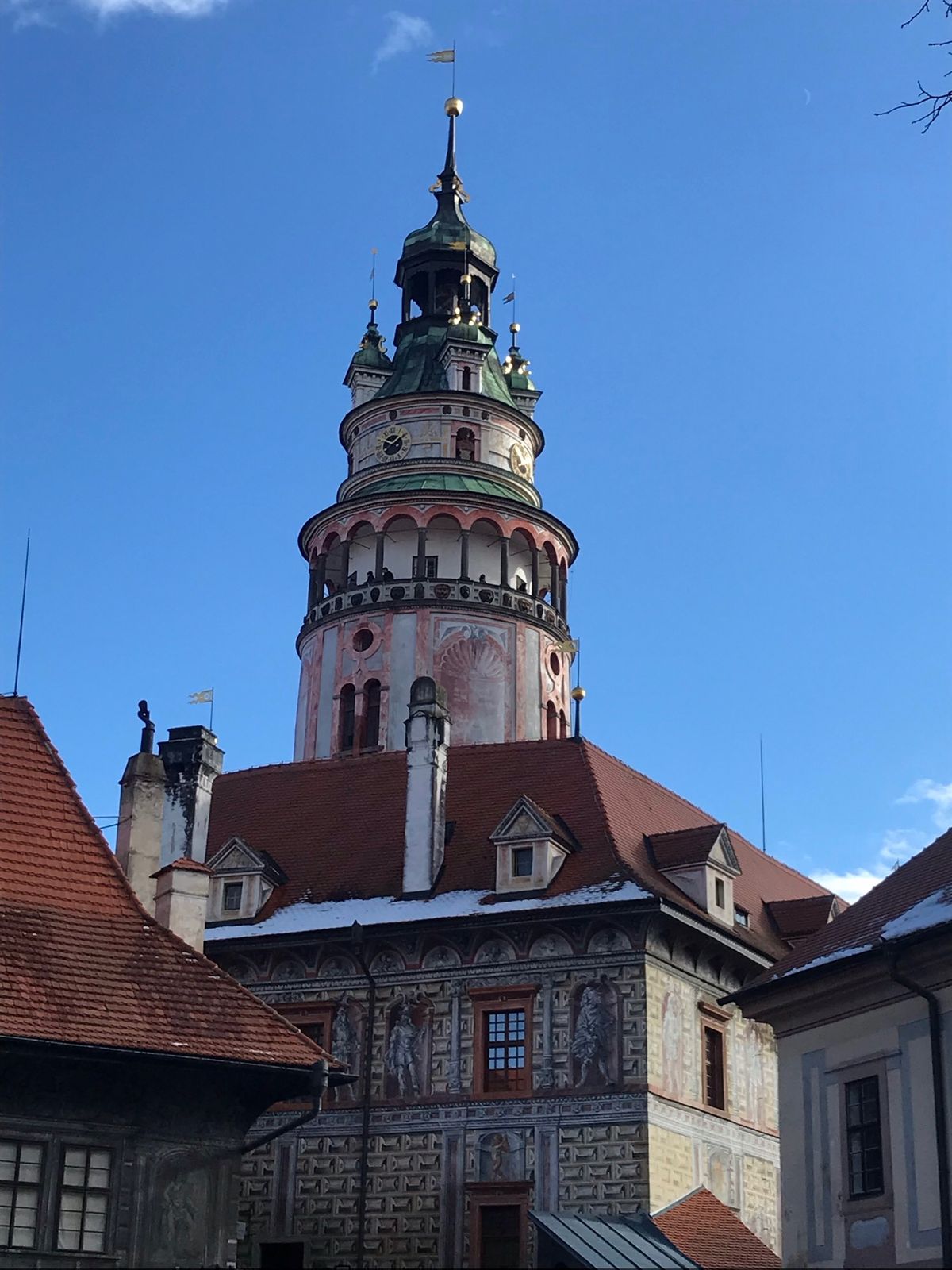 チェコ🇨🇿
チェスキー・クロムロフ城

これまたとってもかわいいお城でした💓