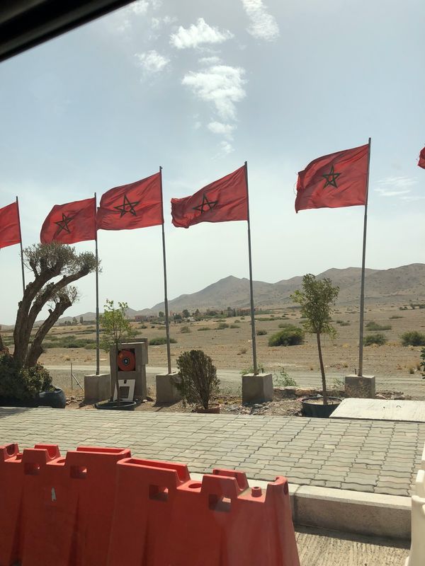 モロッコ・カサブランカ「モロッコ 〜サハラ砂漠でラクダに乗る〜」の写真：マラケシュで宿泊。
とりあえず周辺を散策。