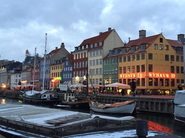 フィンランド・ヘルシンキ「デンマーク・フィンランド北欧の旅」の写真：コペンハーゲンの街並み。全体的に曇り☁️笑