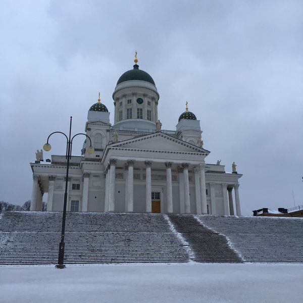 フィンランド・ヘルシンキ「デンマーク・フィンランド北欧の旅」の写真：夜はプロジェクションマッピングをしていて...