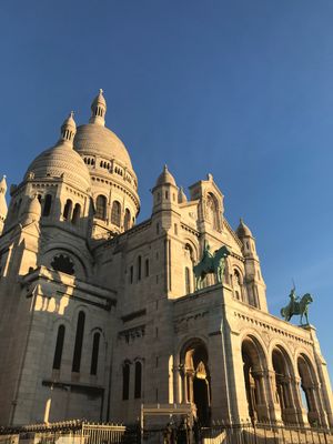 モンマルトルの丘はもちろん、そこから見渡すパリの景色が最高でした！
サクレ...