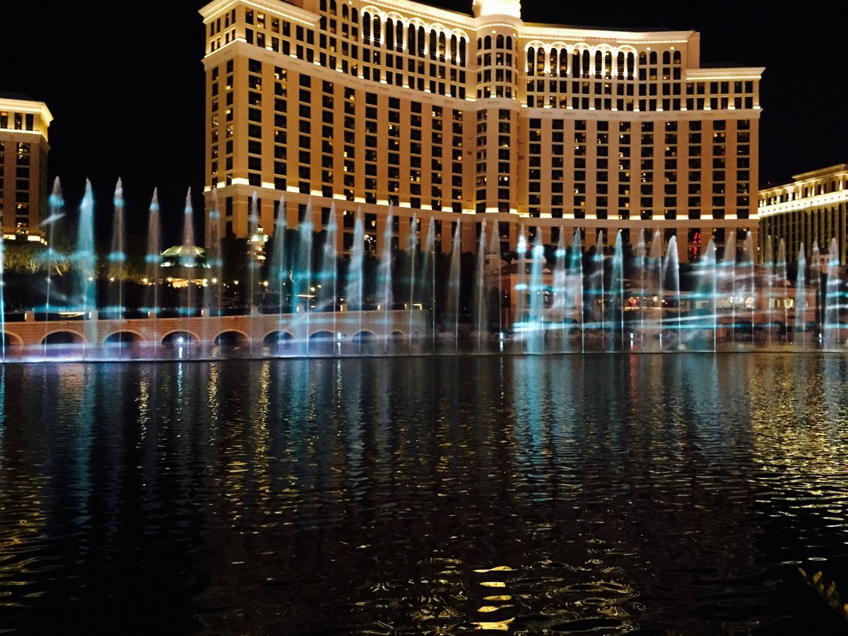 ベラージオの噴水ショー。たまたま歌舞伎のコラボ？やってました。
夜1人で暇...