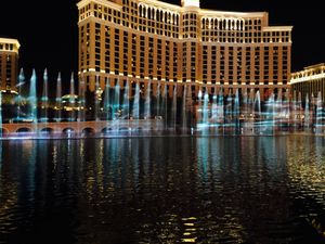 ベラージオの噴水ショー。たまたま歌舞伎のコラボ？やってました。
夜1人で暇...