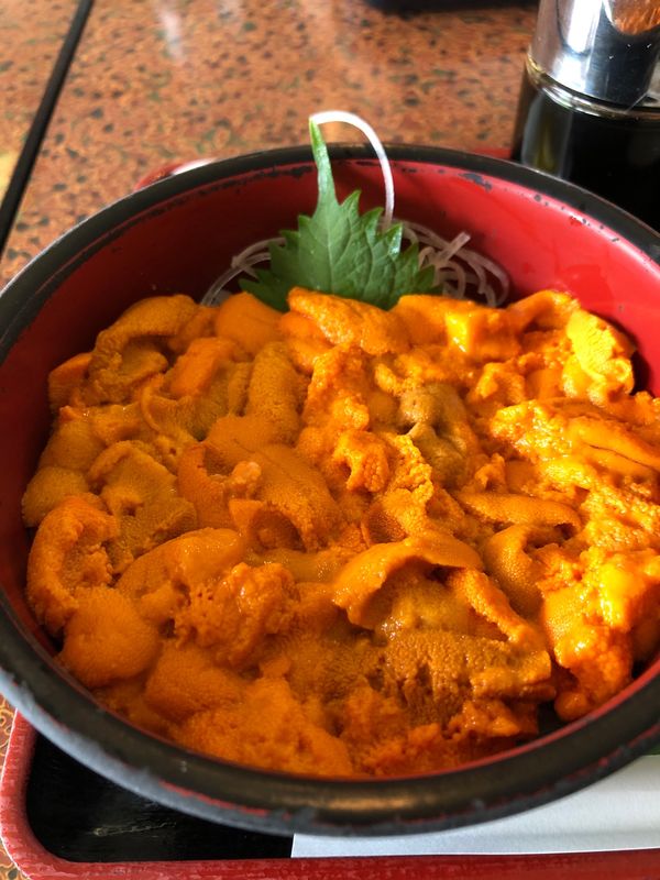 日本・函館「函館グルメ旅」の写真：朝8時に札幌出発し、朝食？はウニ丼♫から...